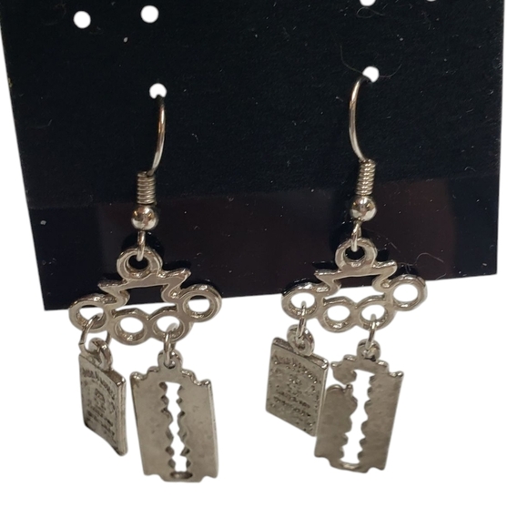 Razor Blade Jack Daniels Silver Tone Earrings - Picture 1 of 9